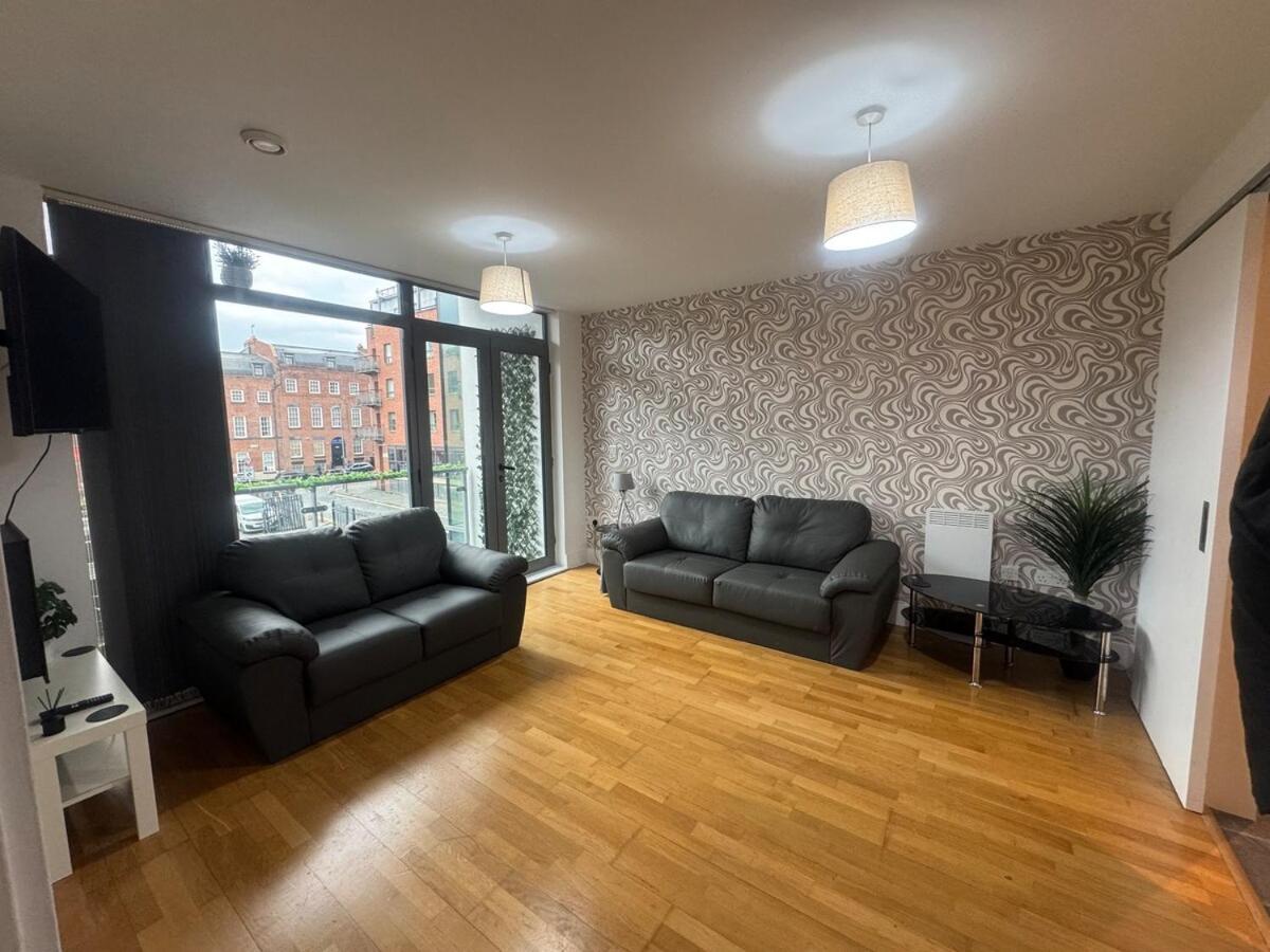 2 Bedroom - Henry St Апартаменты